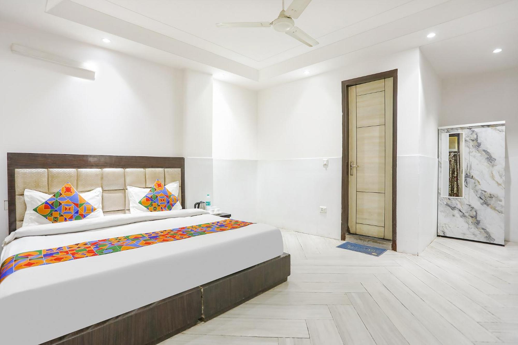 Fabexpress Lotus Palace Új-Delhi Kültér fotó