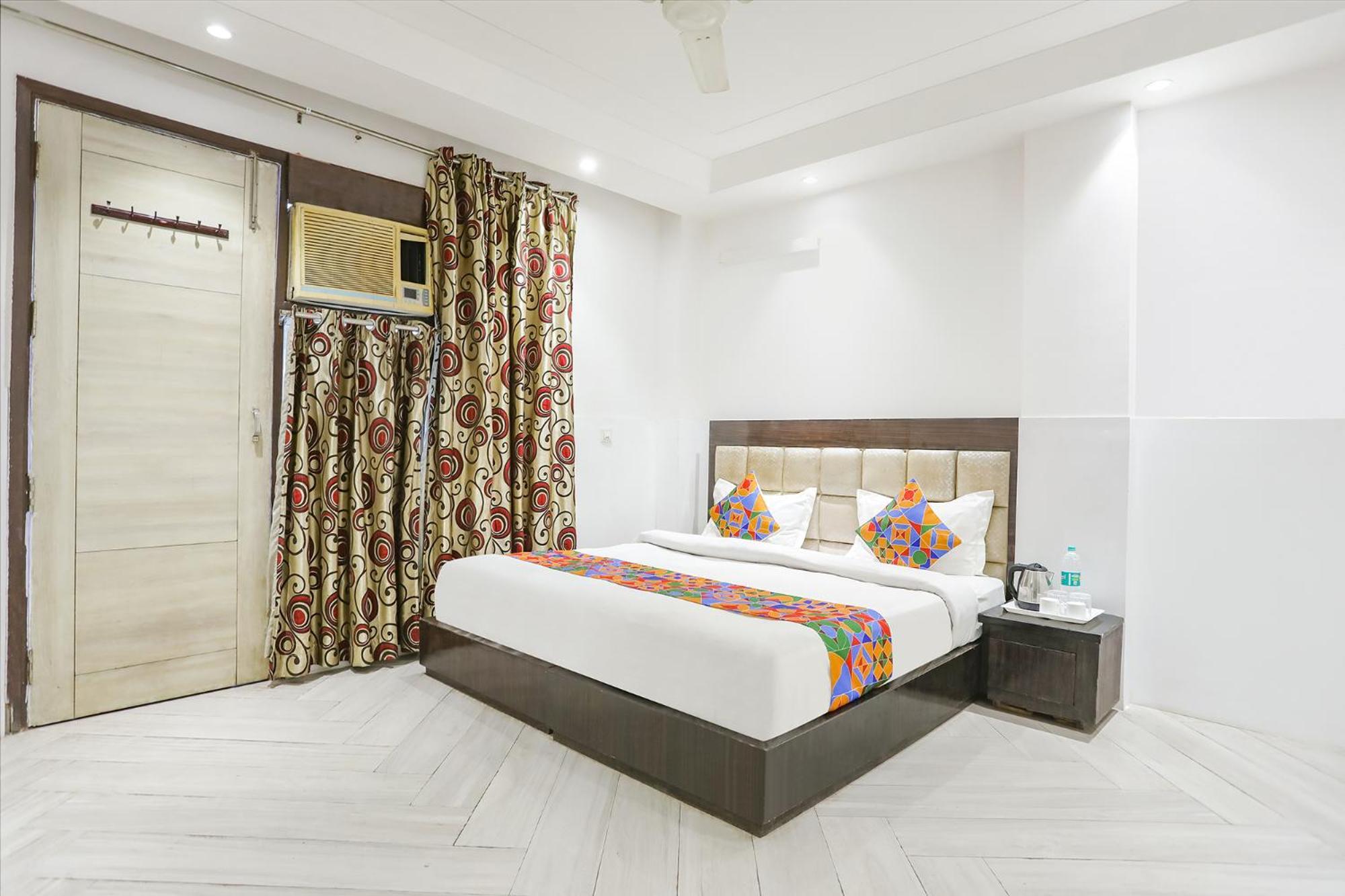 Fabexpress Lotus Palace Új-Delhi Kültér fotó